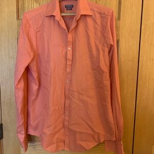 Van Huesen Flex collared button-up shirt. Slim fit wrinkle free.